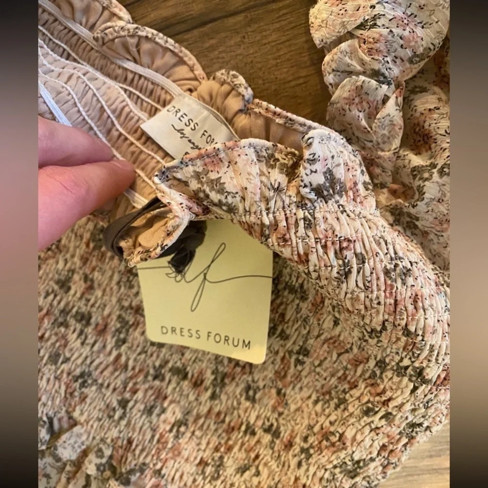 Two dresses - Picture 4 of 6